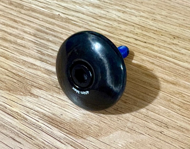 New 1-1/8” Carbon Fiber Top Cap Glossy Unidirectional Carbon with alloy bolt