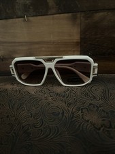 NWT House of Harlow 1960 Legends Sunglasses Cream  Gold