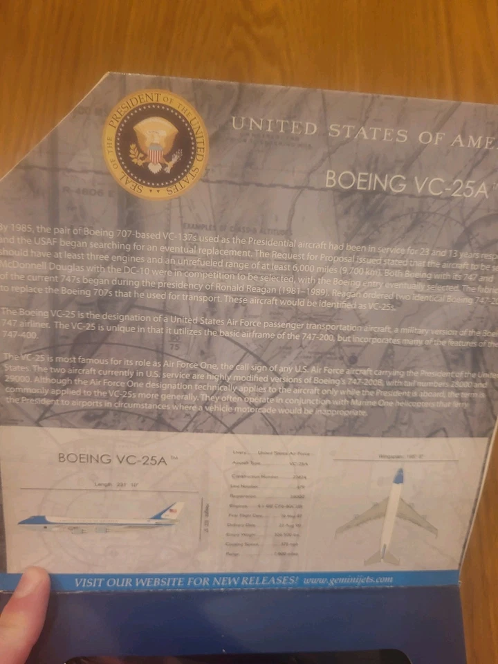 Jatos Gemini RAROS 1:400 Boeing 747-200 / VC-25A Air Force One 28000 USAF - Imagem 2 de 4