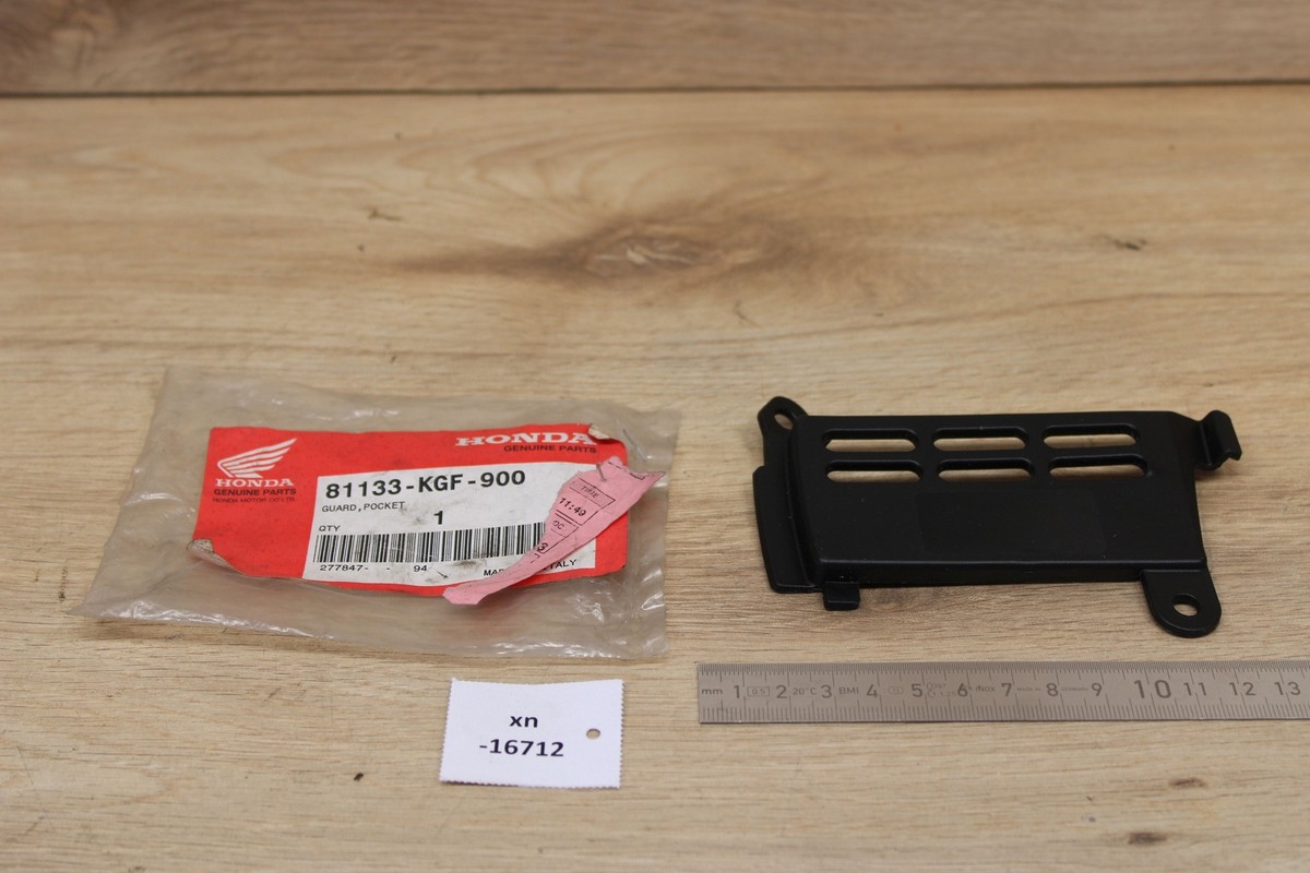 Honda 81133-KGF-900 Guard, Pocket NOS NEU genuine xn16712
