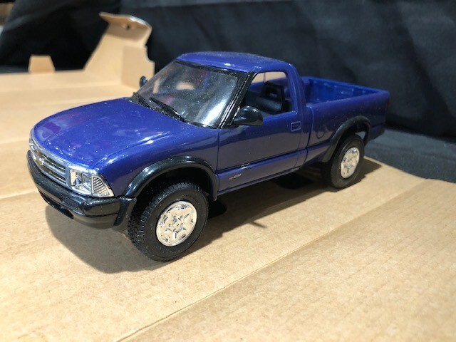 Picture 1 of 4