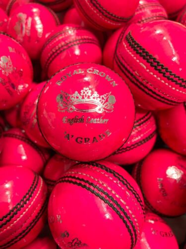 Pack de 12 pièces boule dure de cricket cuir anglais adulte rouge rose cousu à la main - Photo 1 sur 5
