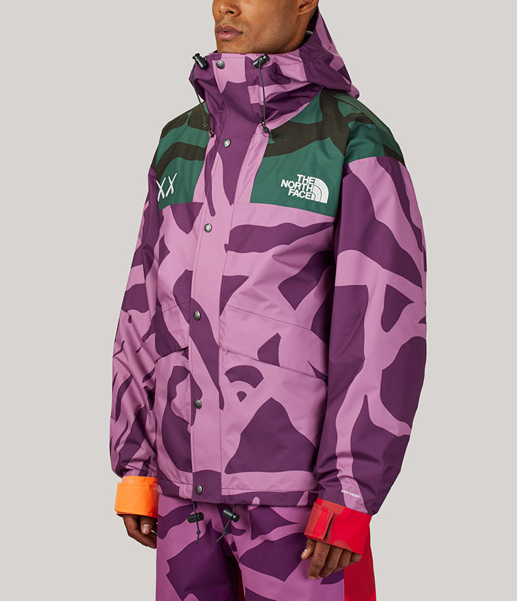100% Authentic KAWS x The North Face Retro 1986 Mountain Jacket Purple size M