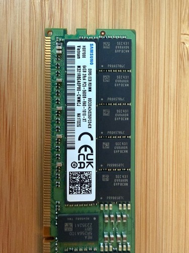 M321R8GA0PB0-CWM SAMSUNG 64GB (1X64GB) 2RX4 PC5-5600B SERVER MEMORY