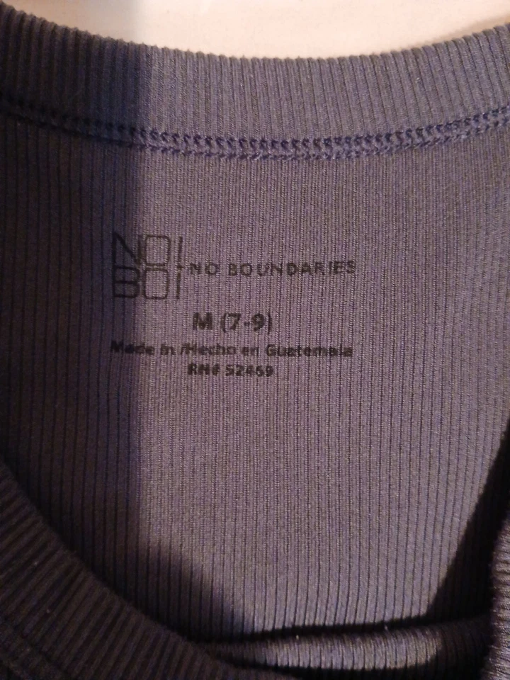 No Boundarie Shirt Womens M Gray Long Sleeve Blouse Worm Soft Christmas Top - Image 3 of 4