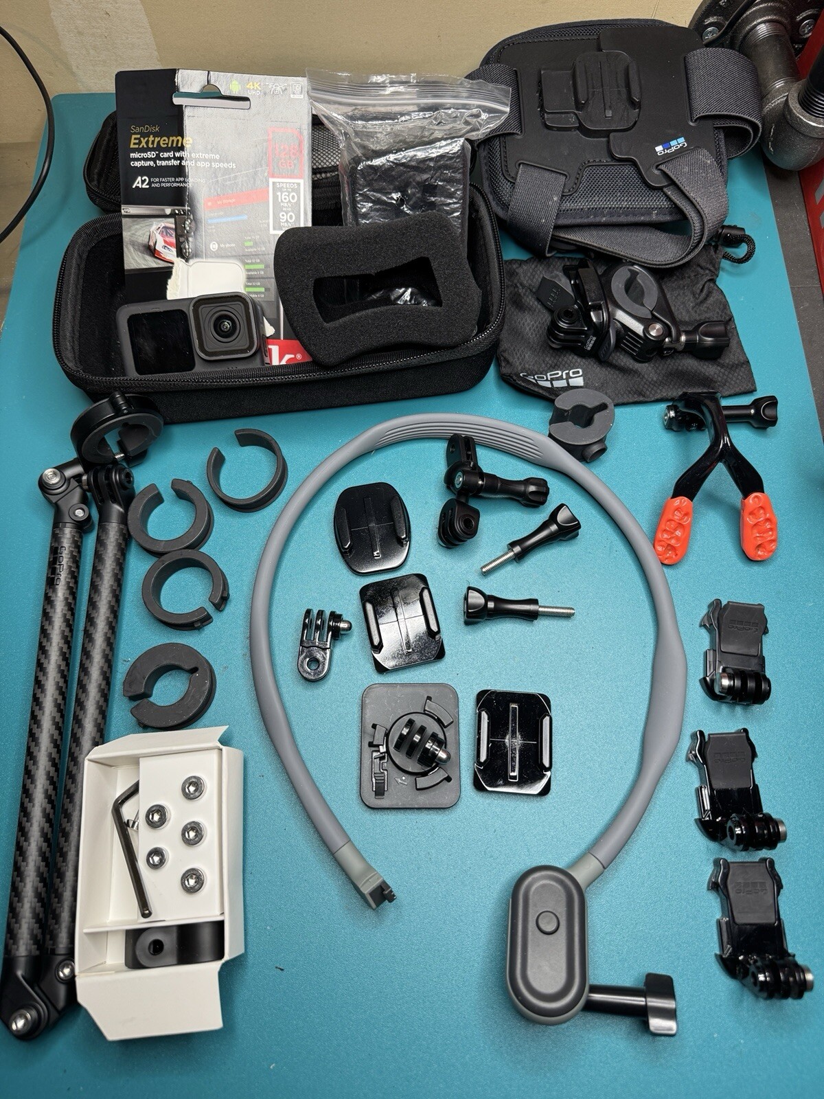 GoPro Hero 11 black camera bundle + mount collection (NO BATTERY)-image
