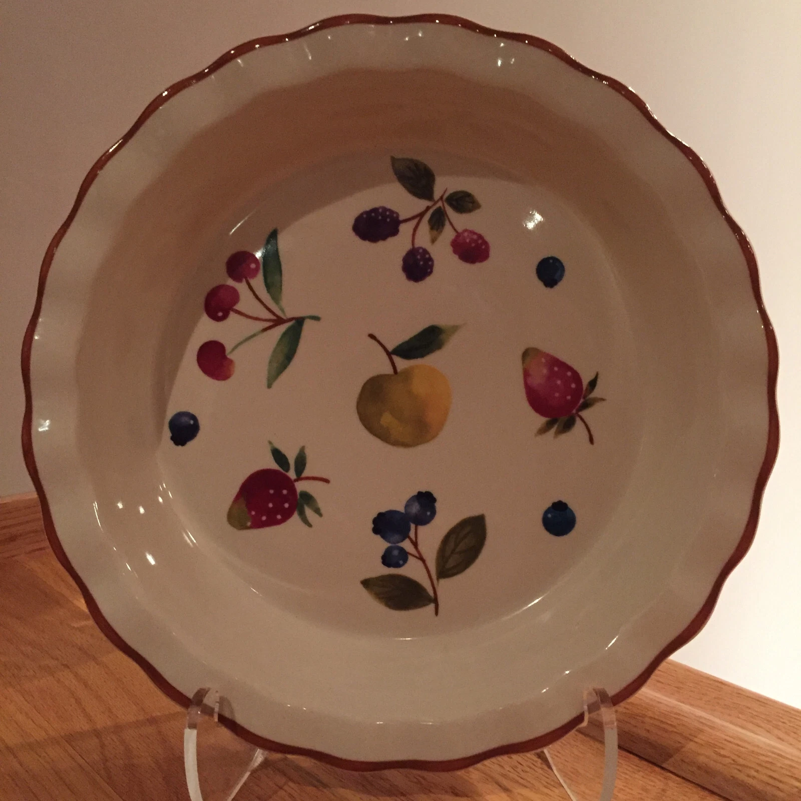 Longaberger Fruit Medley 10” Scalloped Pie Plate, Baking / Quiche Dish ~ NWOB