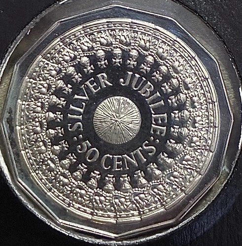 1977 Australia 50 Cents — photo from the most recent tracked eBay sale