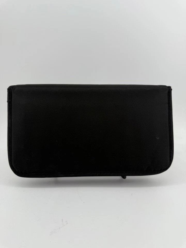 Estuche de almacenamiento de CD con cremallera portátil Laserline Media Zone (sostiene 24 o 48 discos) Foto 2 de 3