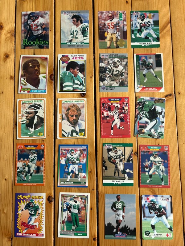 Lot of (20) New York Jets 1970'-90s Football Cards