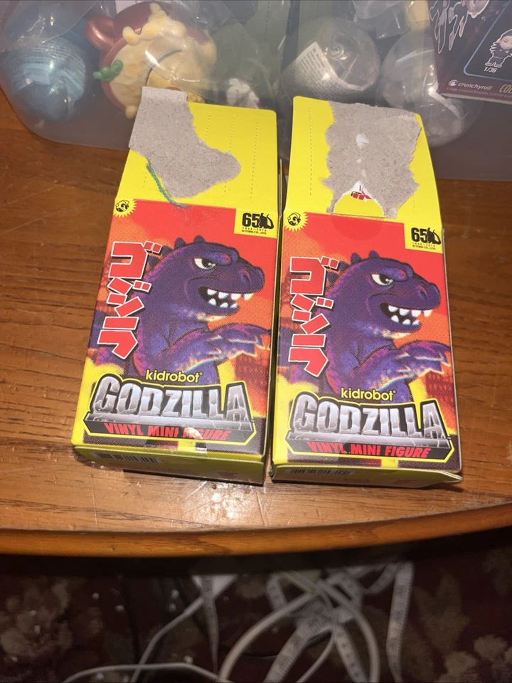 2 Kidrobot Burning Godzilla 3" Figure King Of Monsters Toho Co Vinyl Art Toy - Image 4 of 4
