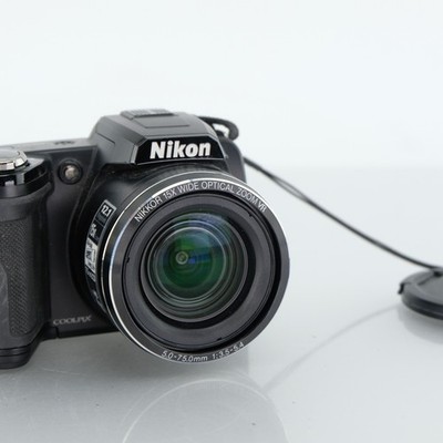 Nikon Coolpix L110 Bridge Camera 12.1MP 15x Zoom HD Video Black