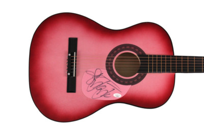 JOJO SIWA SIGNED AUTOGRAPH FULL SIZE PINK ACOUSTIC GUITAR