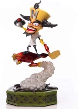 *NEW* Crash Bandicoot: Dr. Neo Cortex Resin Statue by First4figures