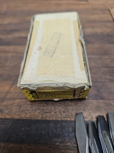 K722- Vintage YANKEE 9/32 bits in box - Stanley Tools Screwdriver - Picture 5 of 9