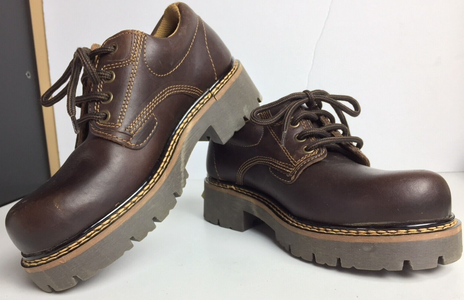 BOS & CO Foo Rue womens thick sole walking shoes size 8 brown-image