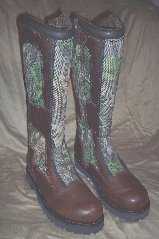 Womens 9.5 Snake Boots Snake Proof Camo Boots Waterproof Boots Camo Hunting Boot - Image 2 of 4