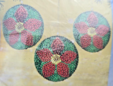 Herrschners POINSETTIA Makes 3 Sequin Bead Christmas Ornament Kit Pins DIY
