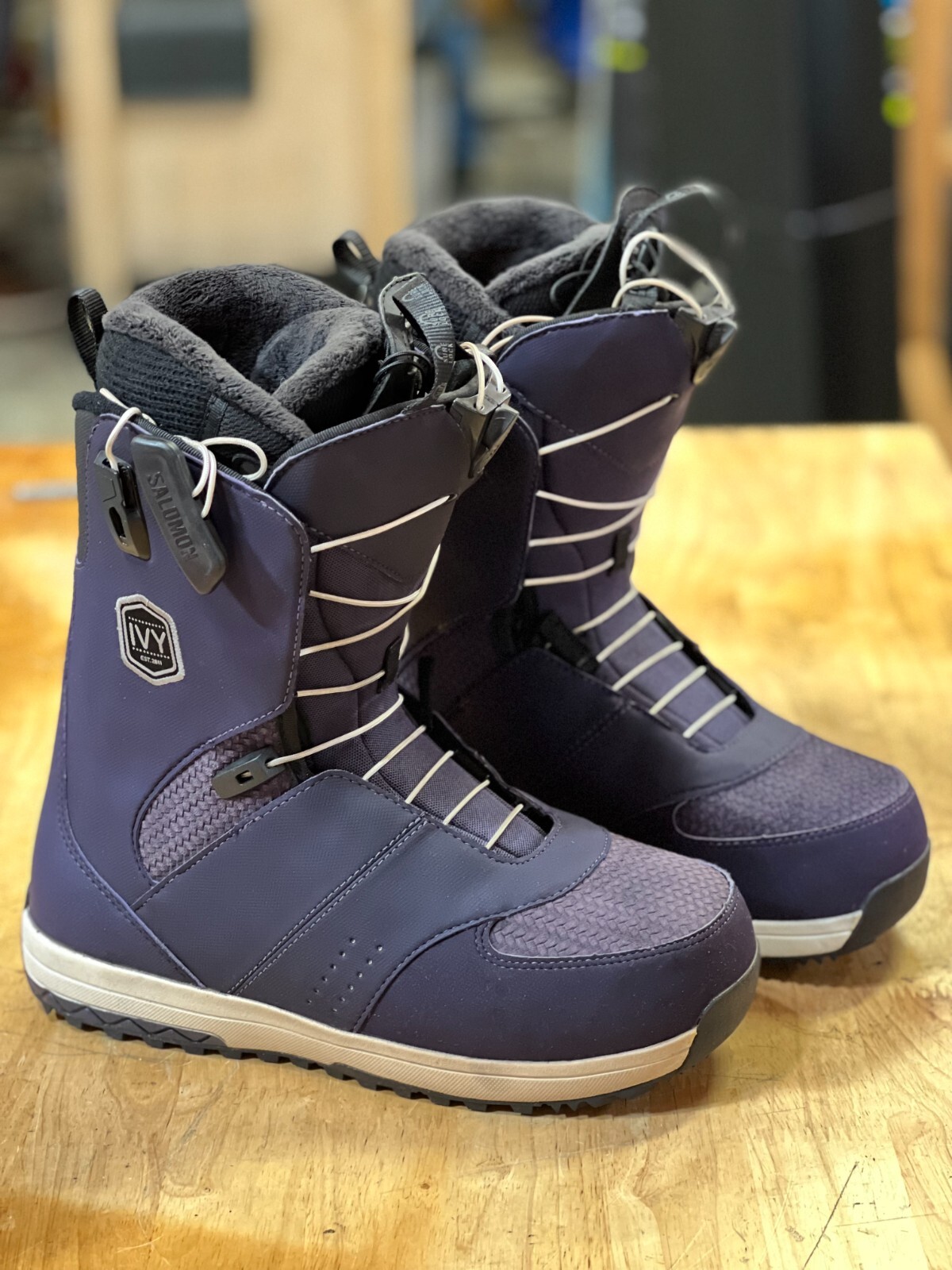 NUOVI Stivali da snowboard Salomon Ivy taglia 9 5