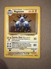 Magneton Base Set Holo Rare 9/102 Wizards of the Coast 60 HP Pokémon Card