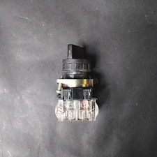 ALLEN BRADLEY 800H SELECTOR SWITCH  27 OBO 