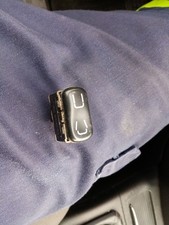 A4145450707 FENSTERSCHALTER VORNE RECHTS / 2017163 FÜR MERCEDES-BENZ VANEO W414 A4145450707 FENSTERSCHALTER VORNE RECHTS / 2017163 FÜR MERCEDES-BENZ VANEO W414