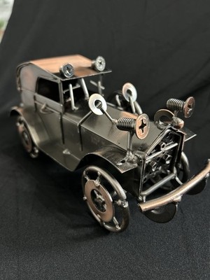 Ford Model 1923 Collectible Handmade Metal Vintage Car, Queen Elizabeth