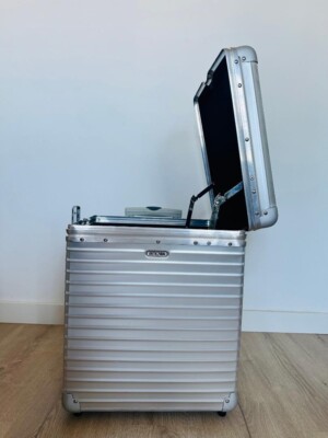 奇跡の【未使用品】 IBM × RIMOWA トパーズ965.19 Rimowa Pilot Trolley Suit Case Topaz IBM Limited Edition 40L