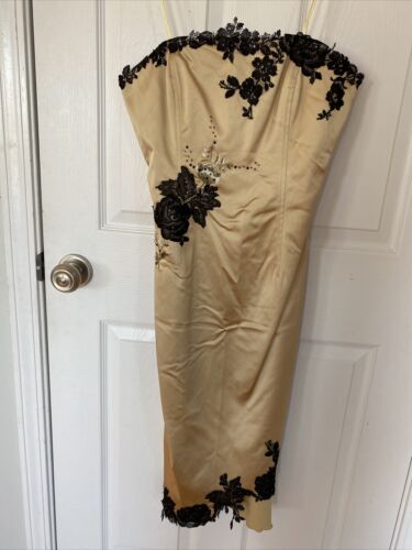PAPELL BOUTIQUE Evening FORMAL DRESS Size 6 GOLD … - image 1