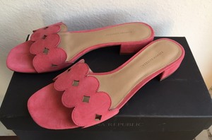 coral low heel shoes