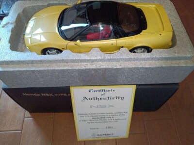 1/18 AUTOart Honda NSX Type R Yellow w/ Extras Box From