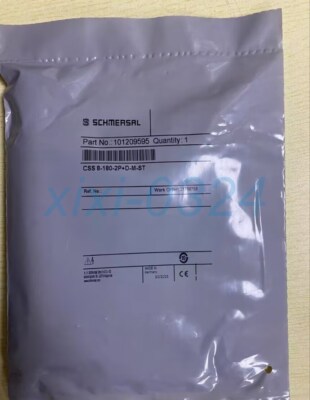 1pcs  NEW  SCHMERSAL  CSS8-180-2P+D-M-ST   safety switch  DHL shipping
