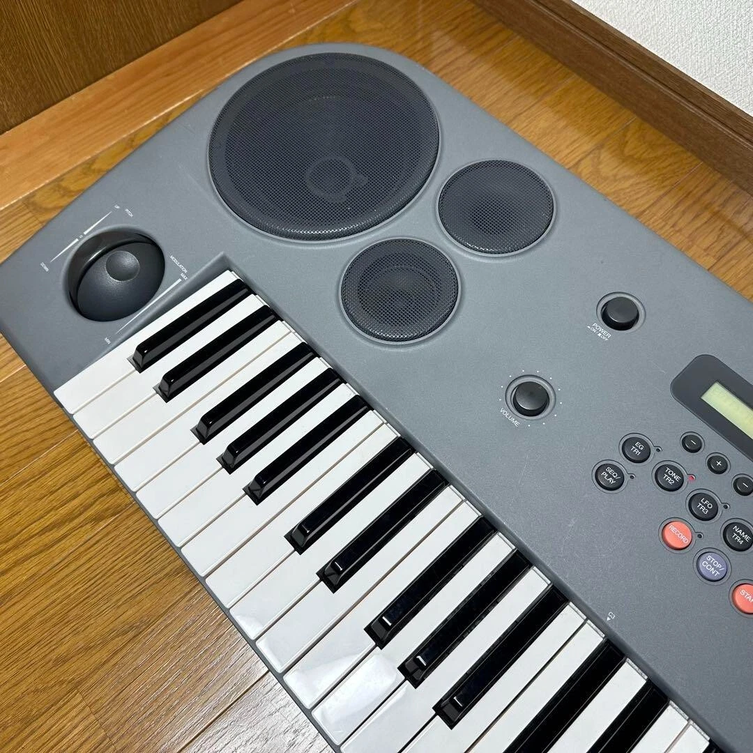Yamaha b200 synthesizer outlet