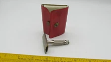 1965 Gillette K2 Marcus Regs Travel Size Safety Razor With Case