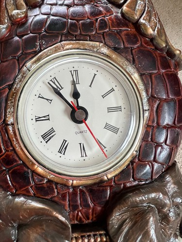 Antique Style Vintage Clock 2 Elephants With White Tusks Quartz Clock - Picture 8 of 9