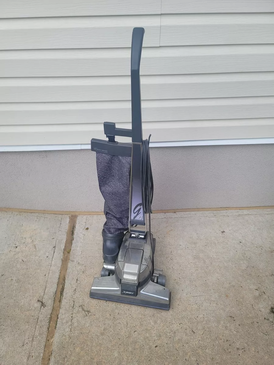 KIRBY VACUUM CLEANER UPRIGHT G4D W/TOOLS