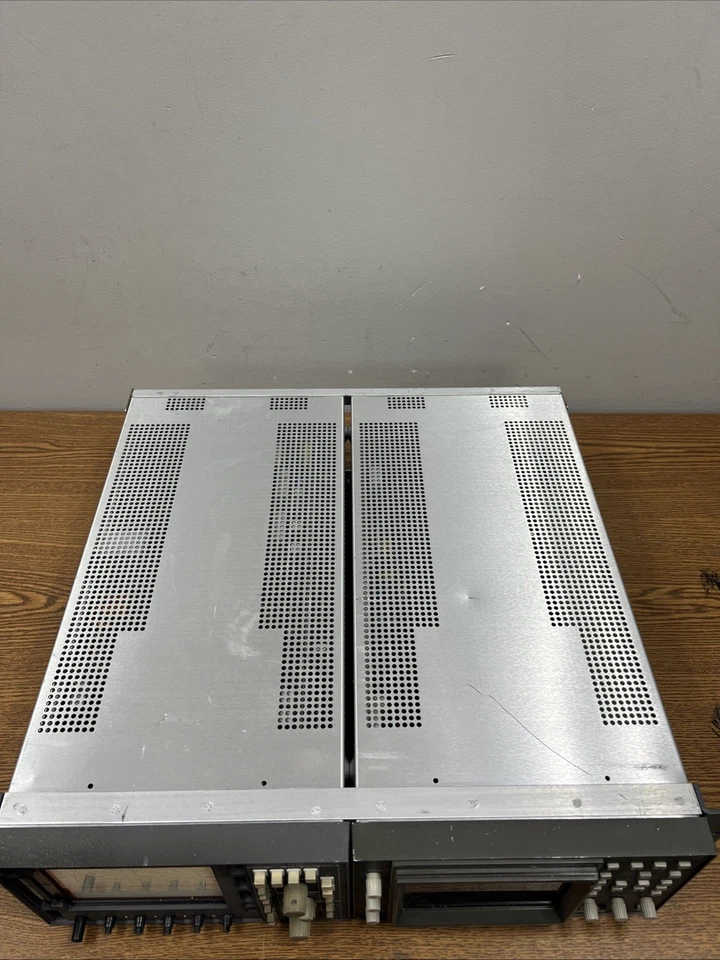 Leader LV5152DA Waveform Monitor and Tektronix 1750 Racked Unit (READ) - Image 4 of 4