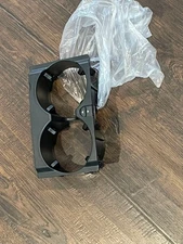 W212 central control cup holder