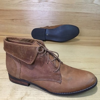 Steve Madden  Stingrei Saddle Brown Leather Folded Ankle Boots Wmn Sz 8.5 Mexico
