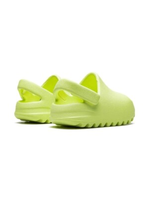 Adidas Yeezy Slides Pure Infants Größe UK 7K Glow Green.