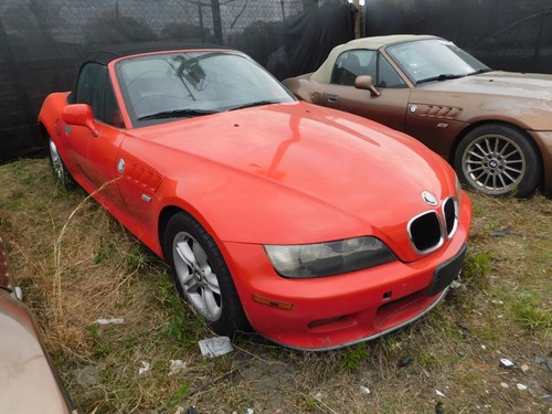 2000-2002 BMW Z3 RH Passenger Door Side View Mirror Cover 00-02 Red - Picture 3 of 4
