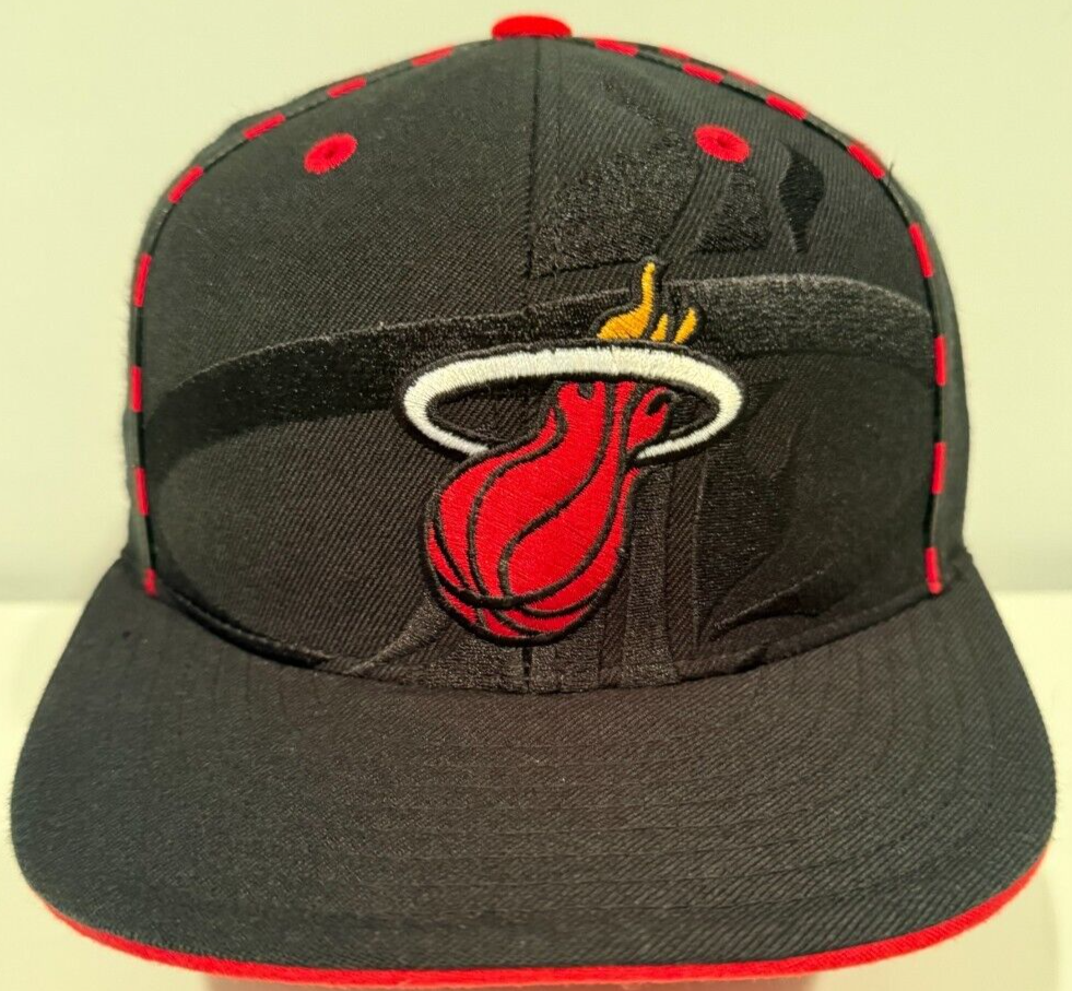 Miami Heat NBA UNK Fitted Hat 7-3/8 Black/Red Excellent Used Condition