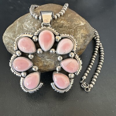 Pink Conch Native American Navajo Sterling Silver Naja Pendant 18928