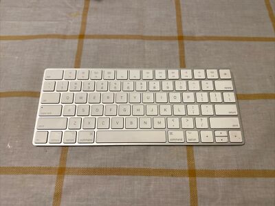 Apple - 純正品 Apple Magic Keyboard  英語  A1644 Apple Magic Keyboard | Bluetooth | US English | Silver