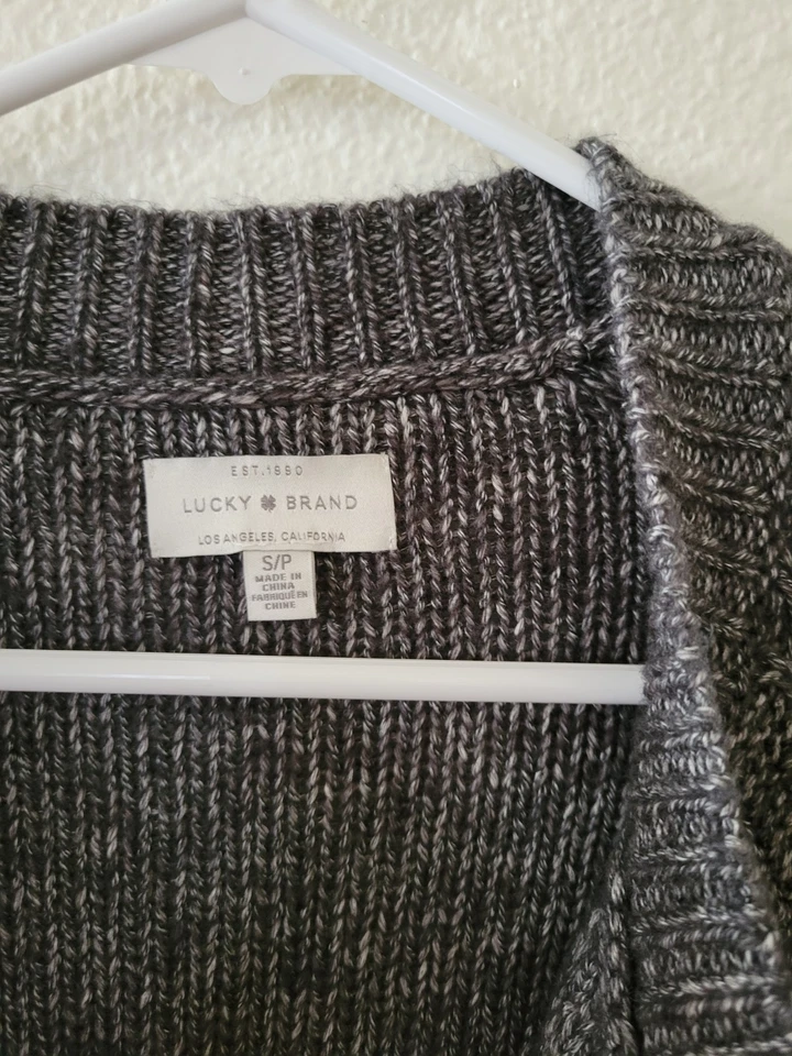 💕NWT Lucky Brand Wool Blend Cable Knit Sweater Cardigan Gray Versatile Sz Small - Image 2 of 4