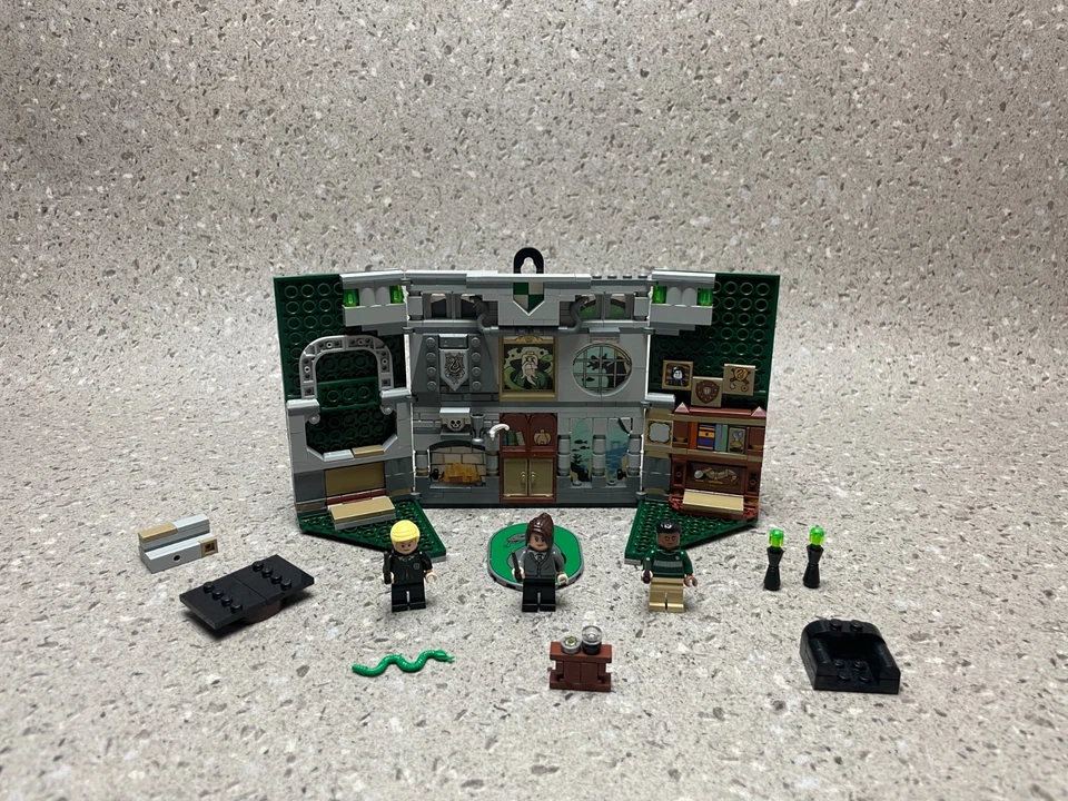 LEGO Harry Potter 76410 Slytherin House Banner, Foto 1 von 5