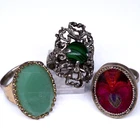 VTG Witchy flea market queen Embroidery Filigree & Signet Ring Trio  Adjustable