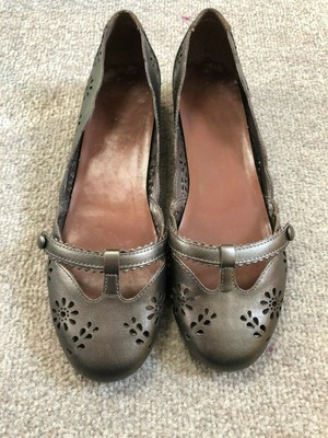 bronze coloured shoes