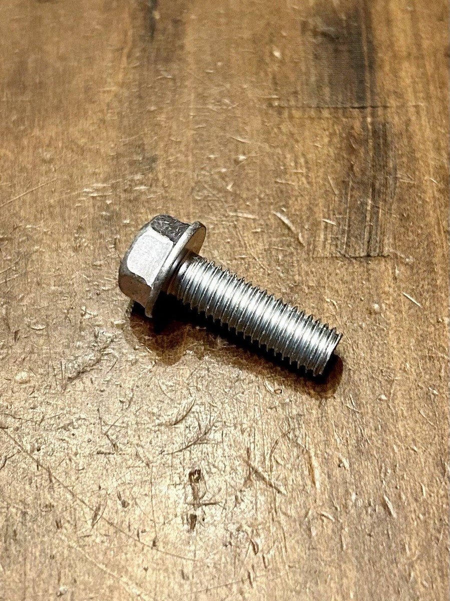 Honda Genuine Flange Bolt 95701-08016-18 (8x16mm)