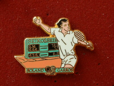 Pins Pin'S Pin Tennis Roland Garros 1992 - Jeu Du Tournoi Arthus Bertrand Paris 196928973106